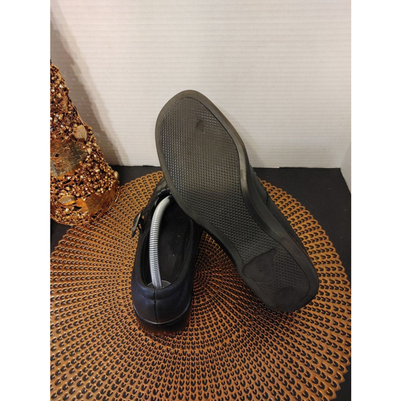 St Johns Bay Sandals Size 9.5M - Picture 5 of 5